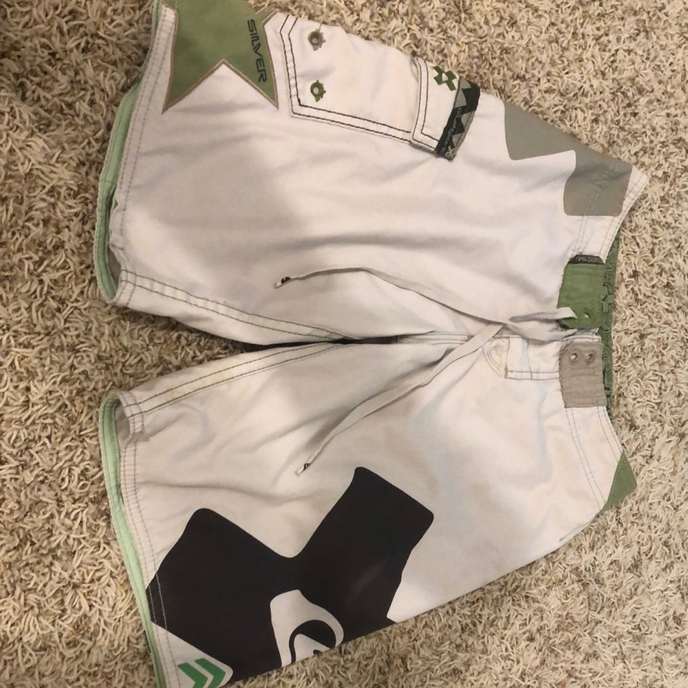 Quicksilver Bathingsuit No netting size 29 waist